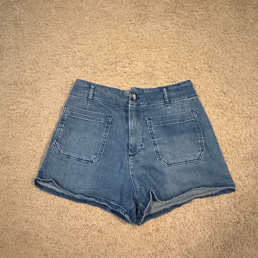 NWOT! Maeve denim shorts
